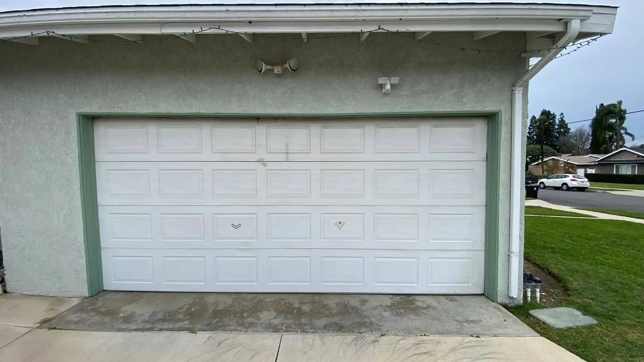 Garage door repair