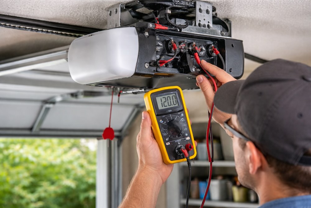  Garage Door Opener Not Working in Los Angeles? 8 Common Causes